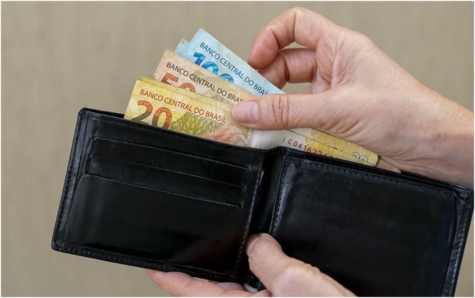 Cansados de esperar, trabalhadores vendem processos trabalhistas